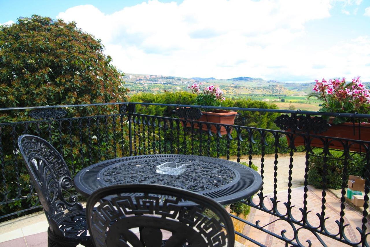 Hotel Foresteria Baglio Della Luna Agrigento Dış mekan fotoğraf